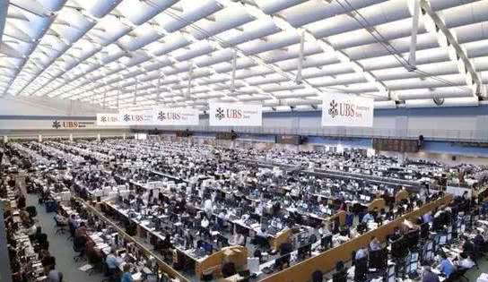 惨烈！7.7万人一夜被裁员！多少人欲哭无泪