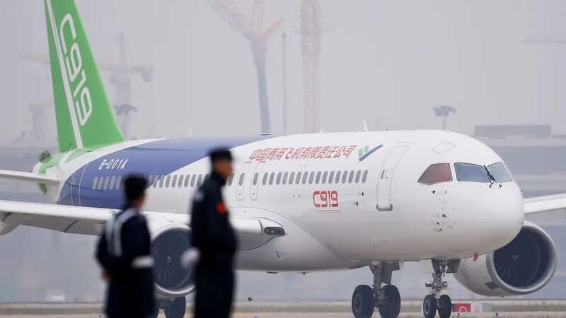 订购C919的美国公司是通用电气，首批购买20架
