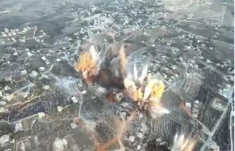 以军轰炸伊朗弹药库引起殉爆的画面曝光
